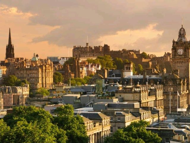Edinburgh: A Majestic Scottish Capital