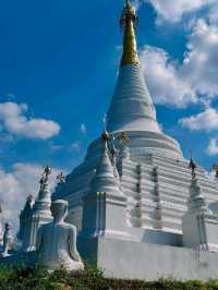 Wat Phra Bat Huai Tom — Sacred Hmong Temple in Lampang