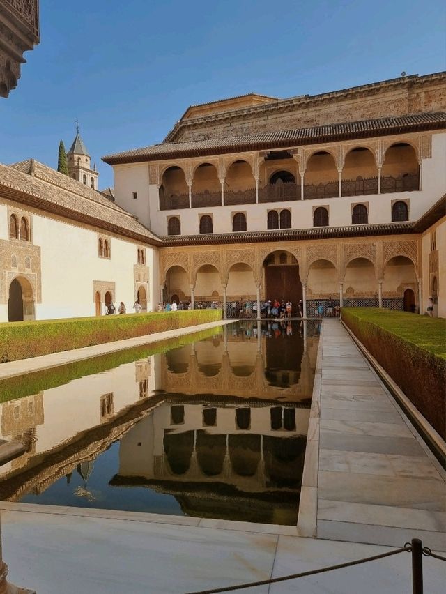 A Budget-Friendly 2-Day Trip to Granada for Under €100