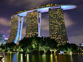 One Day in Singapore: Gardens, Skylines & Hawker Food 🌴🏙️🇸🇬