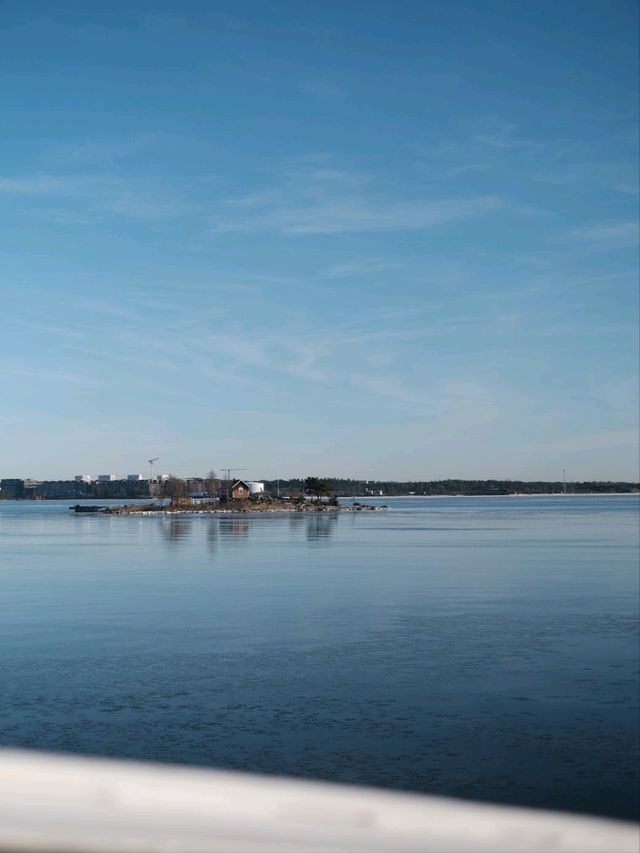 Helsinki City-Ferry to its Island