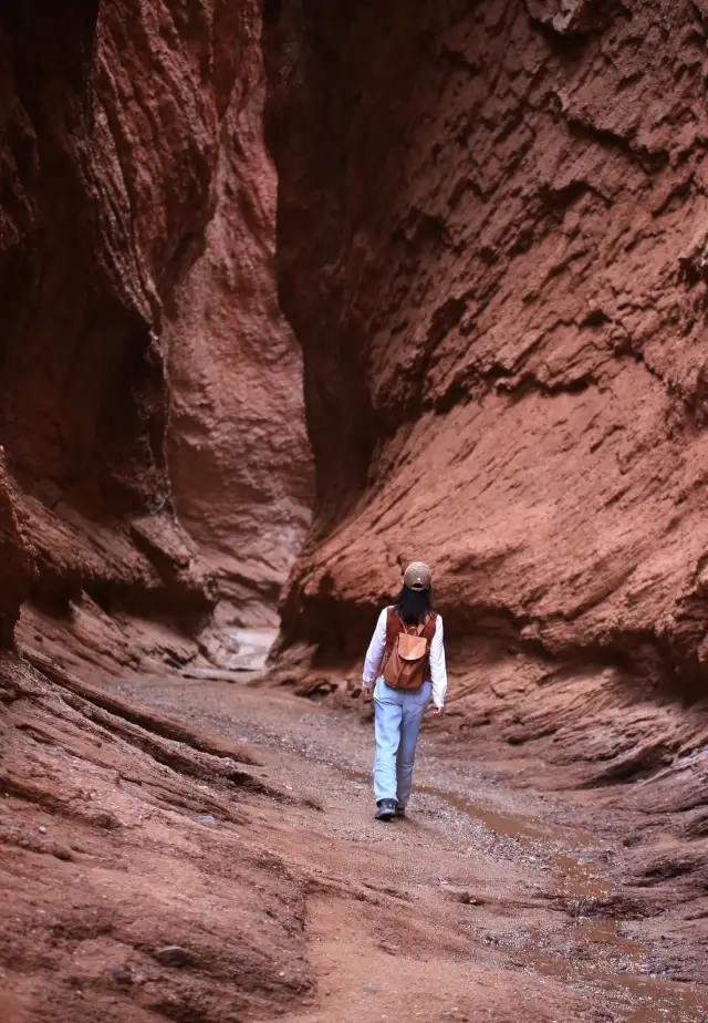 Step into the mysterious Kuche Grand Canyon