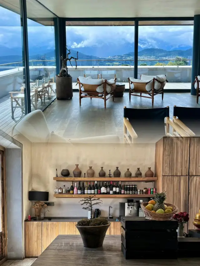 Such a beautiful hotel and homestay!