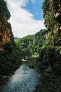 在貴州，居然有現實版侏羅紀世界馬嶺河大峽谷: