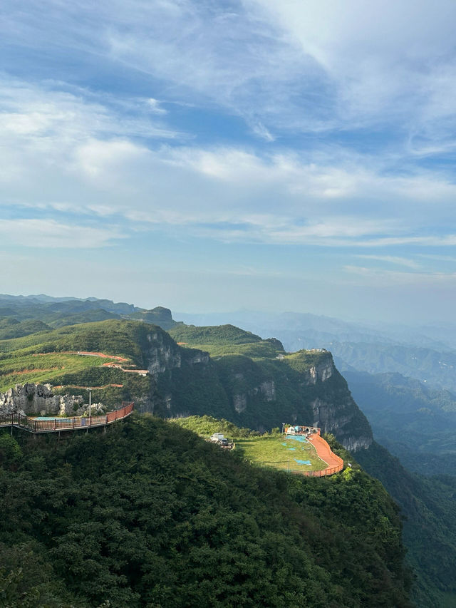 去不了新疆就去湘西的八面山吧