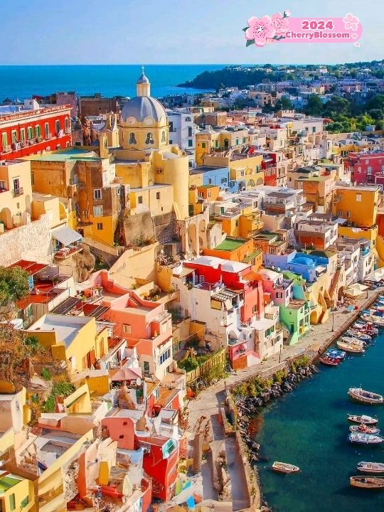 Delicate Procida Island in Italy 🇮🇹