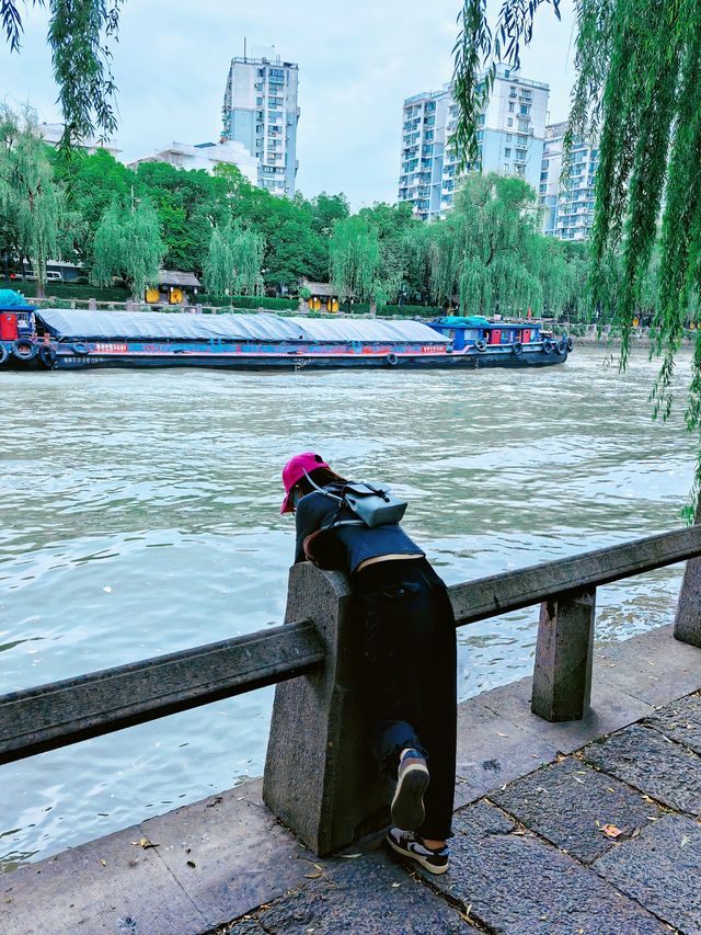 比起小河直街，我更愛運河邊這個神仙街區！