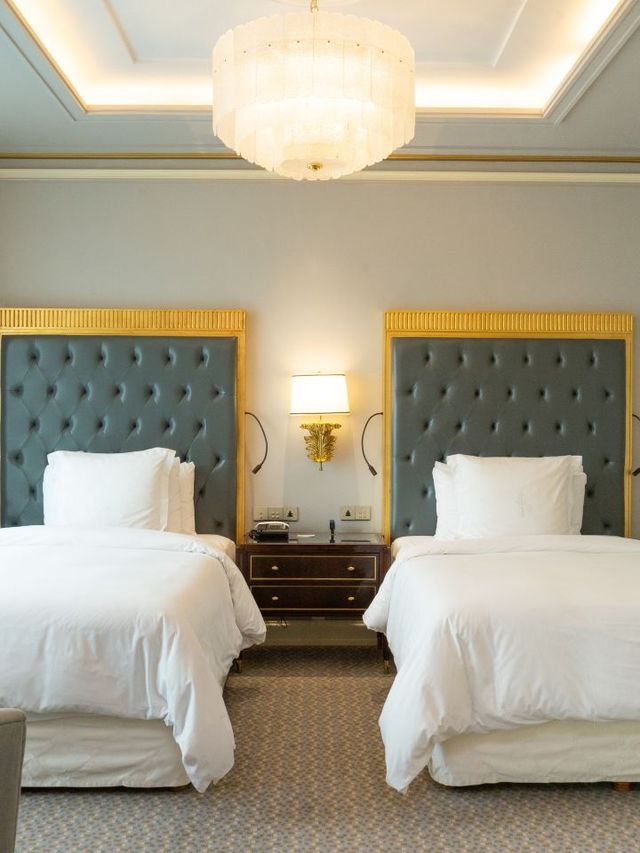 🌟 Jakarta's Finest: Luxe Stays & City Views 🏙️