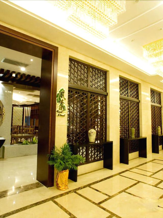 🏨✨ Anhui's Hidden Gem: Changjiang International Hotel 🌟