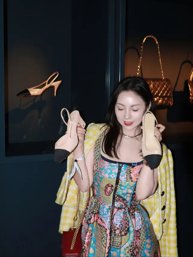 Playing in Shanghai | Visiting exhibitions on closed days is the best! Gabrielle Chanel