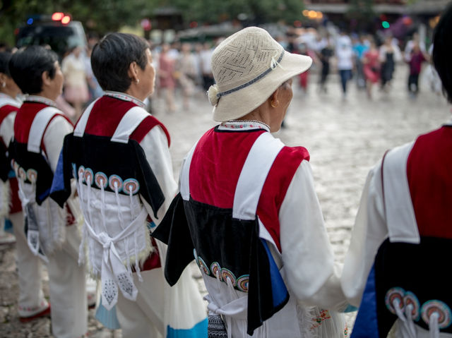 Lijiang’s Bustling Town! 