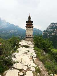 遼塔之冠——覺山寺塔。