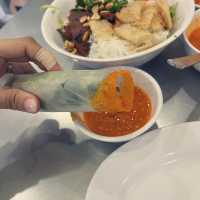 나트랑에서 꼭 먹어봐야하는 넴느엉 현지인 맛집🍽️