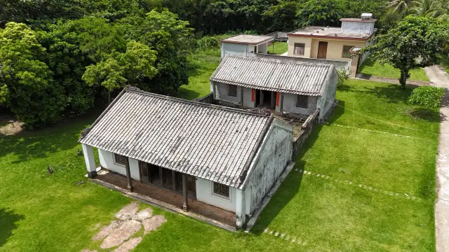 Hainan Wenchang Pan Cun Former Residence.