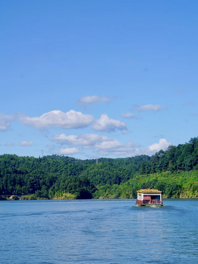 泰寧風景旅遊區：山水畫卷中的秘境之旅