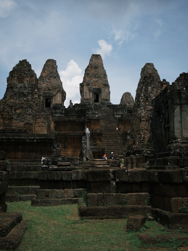 Discovering the Magic of Angkor Wat with a Seven-Day Pass