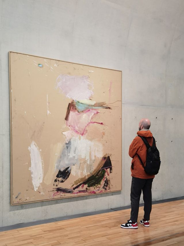 龍美術館，看「80後」奧地利藝術家靈魂之作！