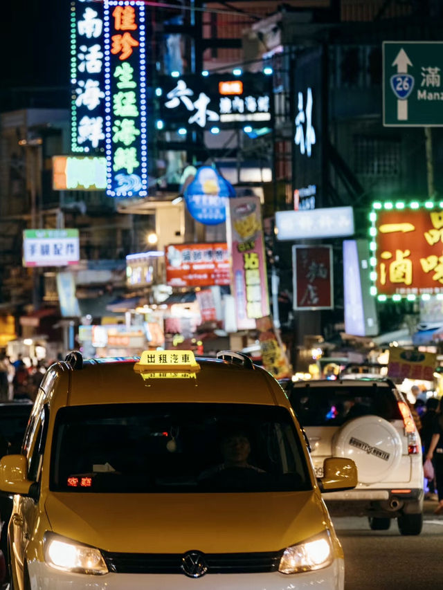 夜市風情與南國陽光：墾丁大街夜市的美味探索