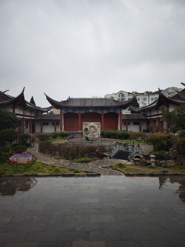 許昌｜文筆聳秀，許昌文峰塔。