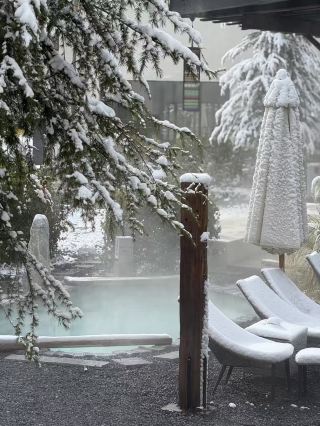 Ligou Hotang Hot Spring Hotel, the most beautiful hotel in Kangding.