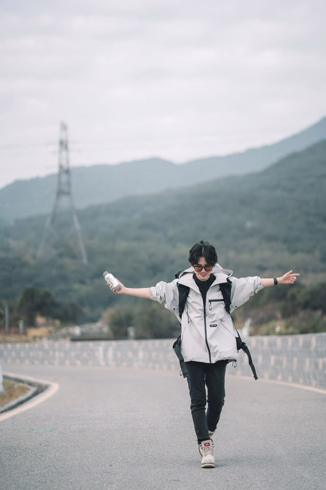 深圳戶外｜行山1小時才到的雲上圖書館