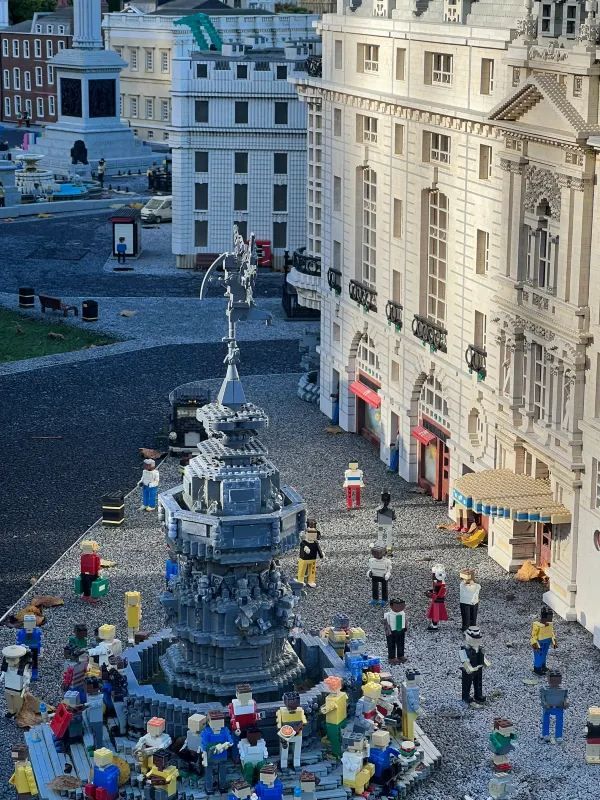 Explore LEGOLAND Windsor on the Last Day of Halloween Festivities