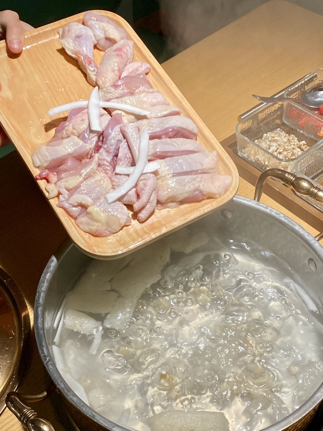 真心抵食又好味嘅椰子雞