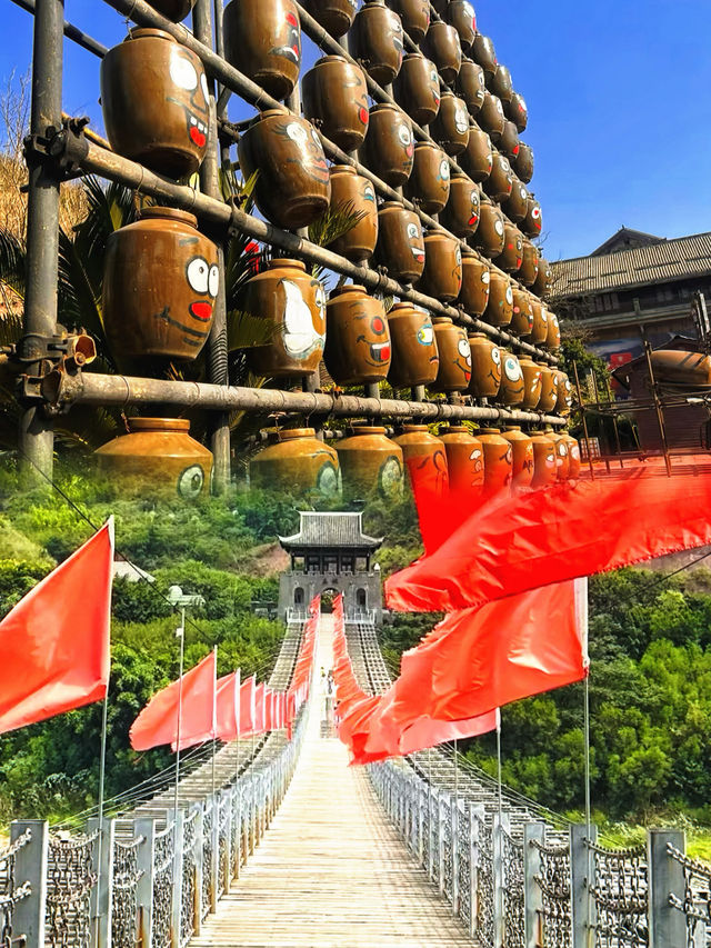 想沉浸式感受紅色歷史，仲可以夜遊古街賞燈籠，應該去邊度？