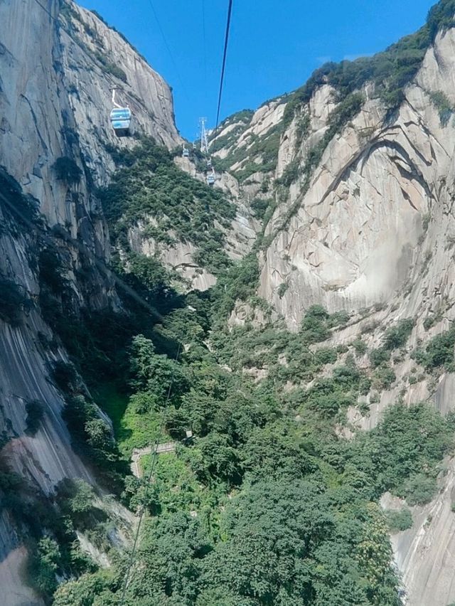 Searching for immortals on Huashan Mt.