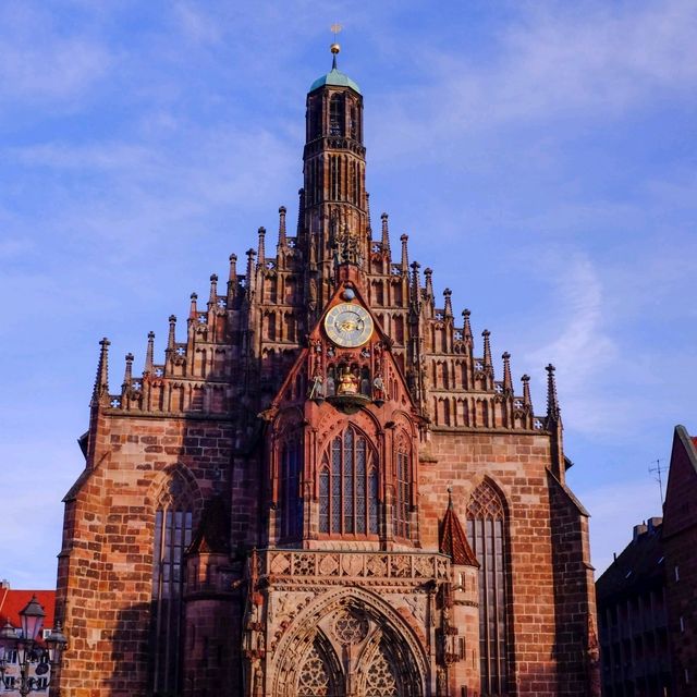 ⛪ Nuremberg Frauenkirche – Gothic Beauty in the Heart of the City