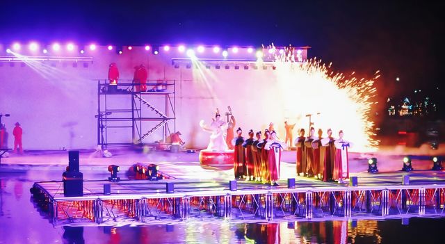 世界公園奇妙夜，不看後悔的打鐵花！