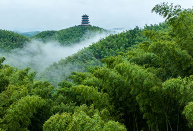 三天扎進赤水：丹霞撞瀑布，美食裹著煙火氣