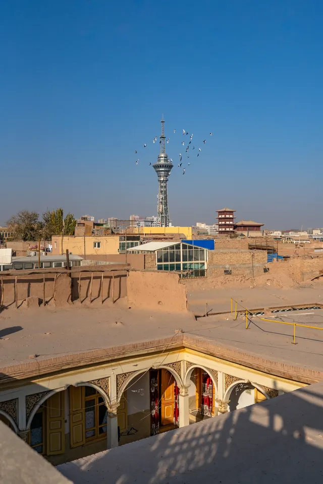 闖進了一千零一夜的夢境裡