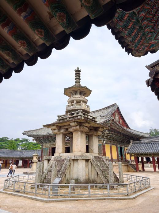 Bulguksa Temple's twin pagodas | A dialogue of simplicity and