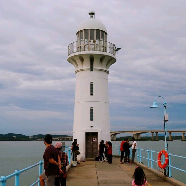 Leisure at Raffles Marina Lighthouse 