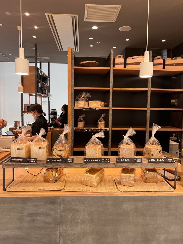 福岡【博多】ふわっふわ食パンのフルーツサンドが食べられるお店🍞🍓