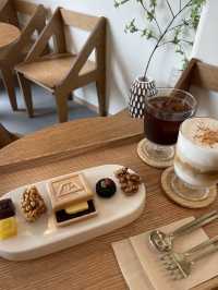 【新大久保】石臼引きコーヒーが飲めるカフェ☕️METDORU CAFE