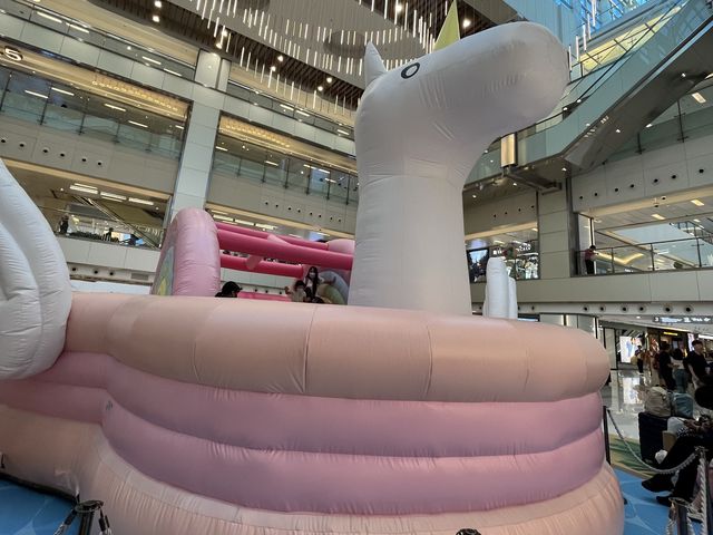 巨型獨角獸波波池 @ 沙田新城市廣場