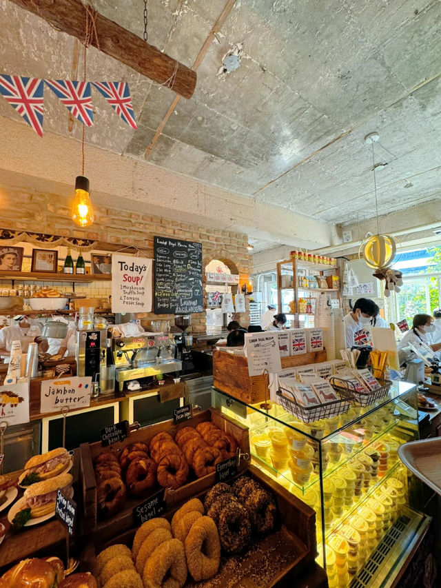 大行列の人気カフェ🤍オシャレで可愛いロンドンベーグルミュージアム🥳🥯☕️【韓国・ソウル】