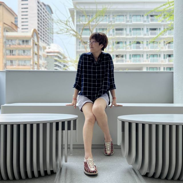 เที่ยวใกล้ๆ กับโรงแรมสุดคิ้วบ์ Terra Nara Hotel
