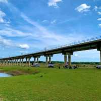 ทางรถไฟลอยน้ำ