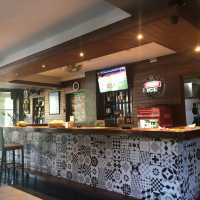 庫塔市區，寧靜幽雅的餐廳，一杯現打橘子汁冰沙，只要美金1元：Kedin Cafe
