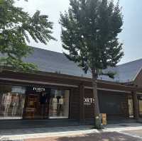北京賽特奧萊購物中心（Outlet)
