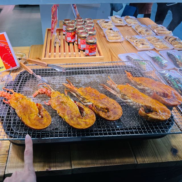 好地道嘅沖繩泊港漁市場