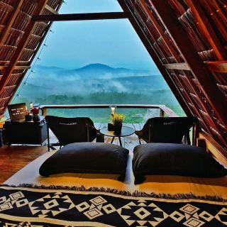 หมู่บ้านร็อค