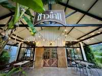 ชาวบ้าน ร้านอาหารอิสาน รสชาติจัดจ้าน กลางเขาใหญ่