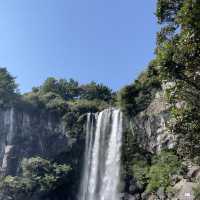 裏見瀑布 🌊🌳驚豔瀑布💦🏞️