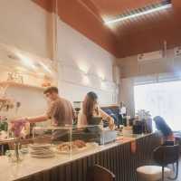 Deal cafe ร้านกาแฟตึกแถวเท่ห์ๆ