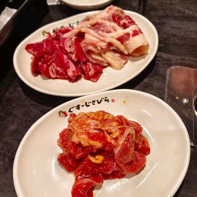 沖繩吃到飽，燒肉五苑読谷店 