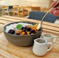 Beans.Factory, nice dessert house in Muar.
